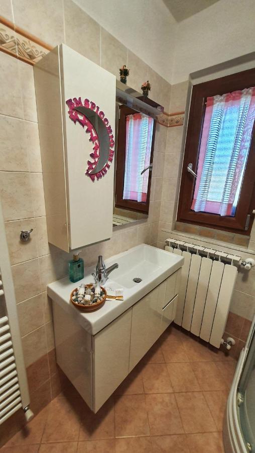 Spicchio Di Luna - Casa Vacanze Albiano Magra Luaran gambar