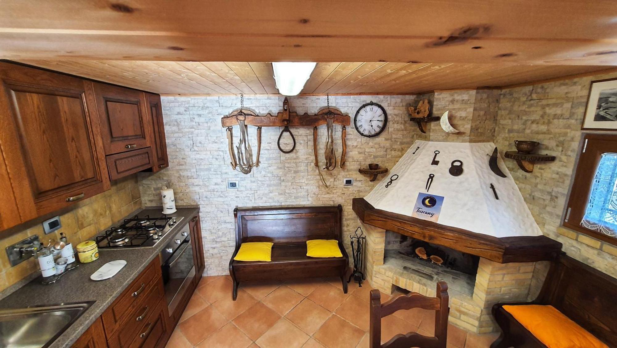 Spicchio Di Luna - Casa Vacanze Albiano Magra Luaran gambar